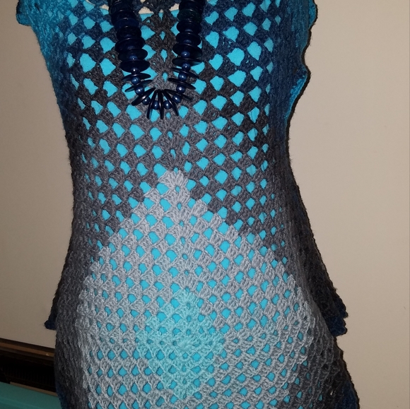 Crochet top - Picture 5 of 9